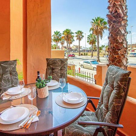 Amazing Apartment In Los Alcazares With Kitchen Bagian luar foto